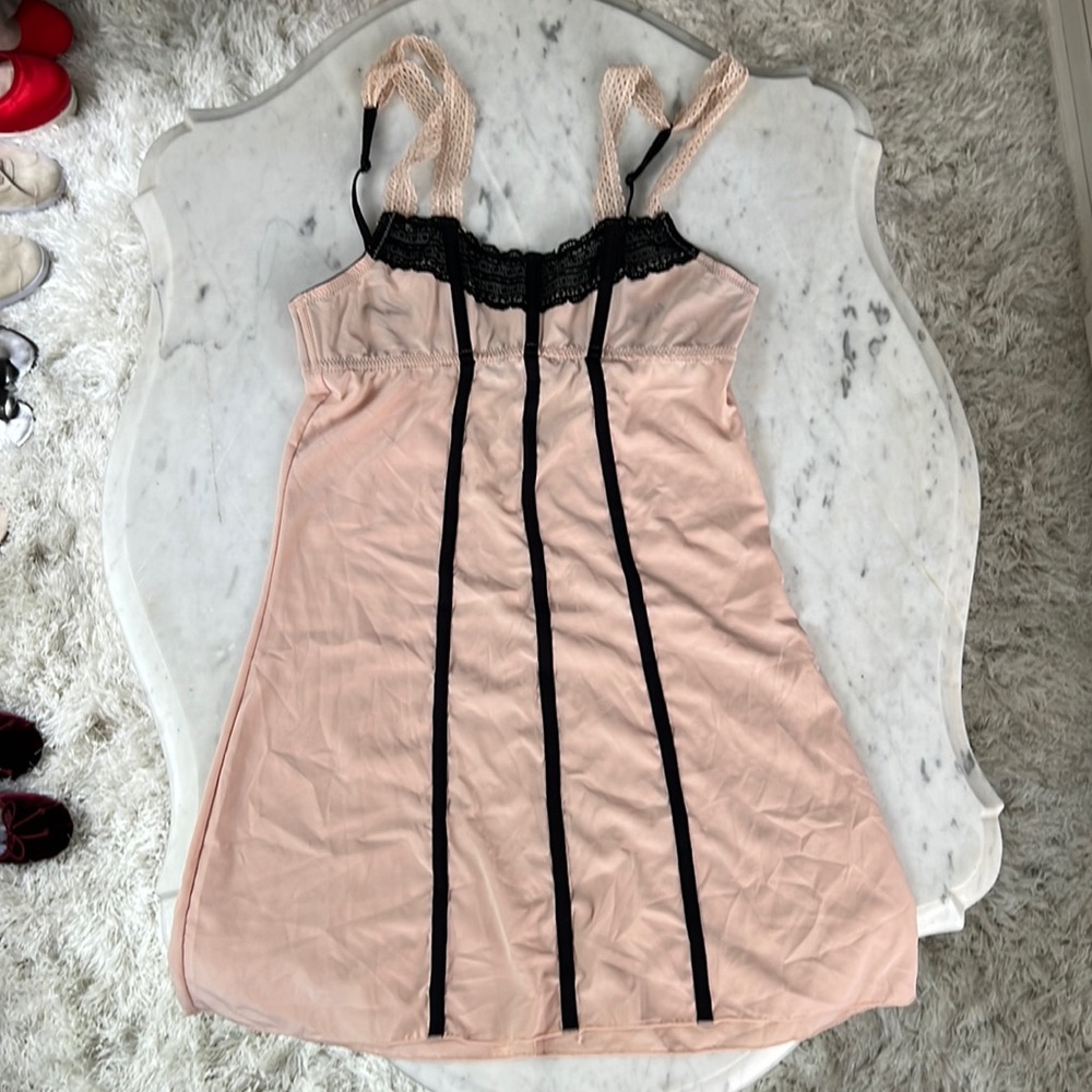 LoveHaus Chemise size xs